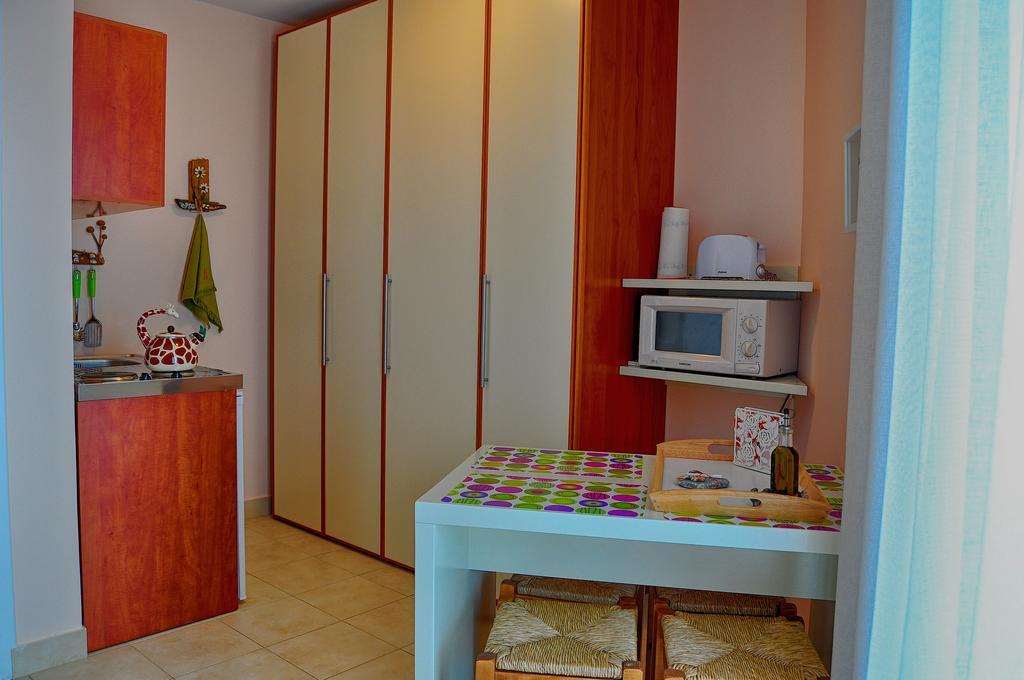 Pyrgos Zante Suites Alykanas  Esterno foto